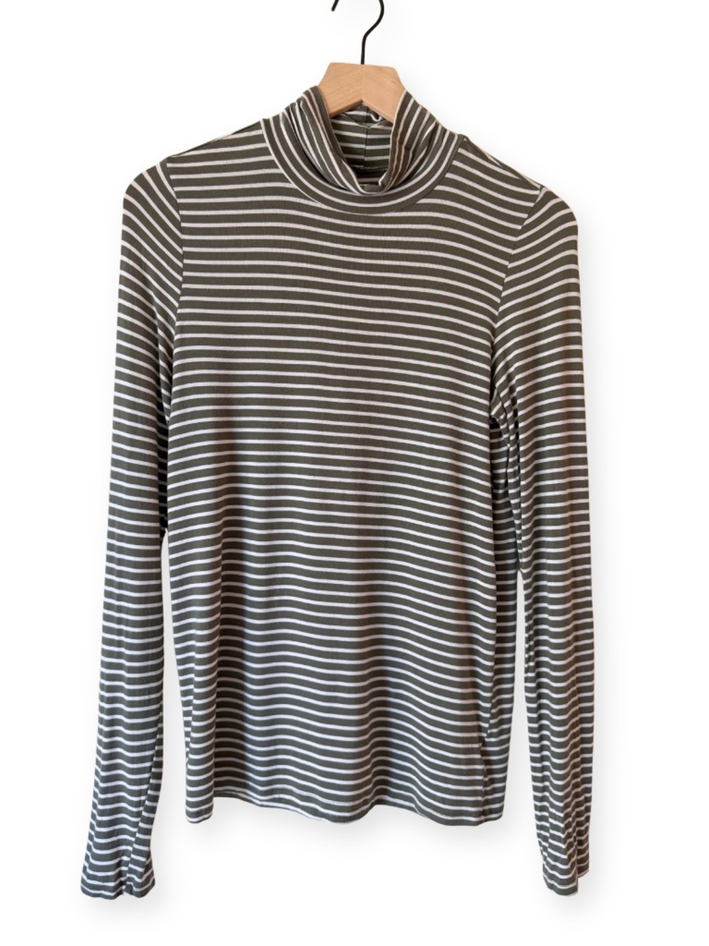 American Eagle | M | Soft & Sexy Striped Mock Neck Top | Olive Green and White